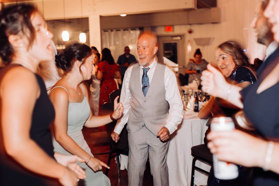 Bride's Dad dancing