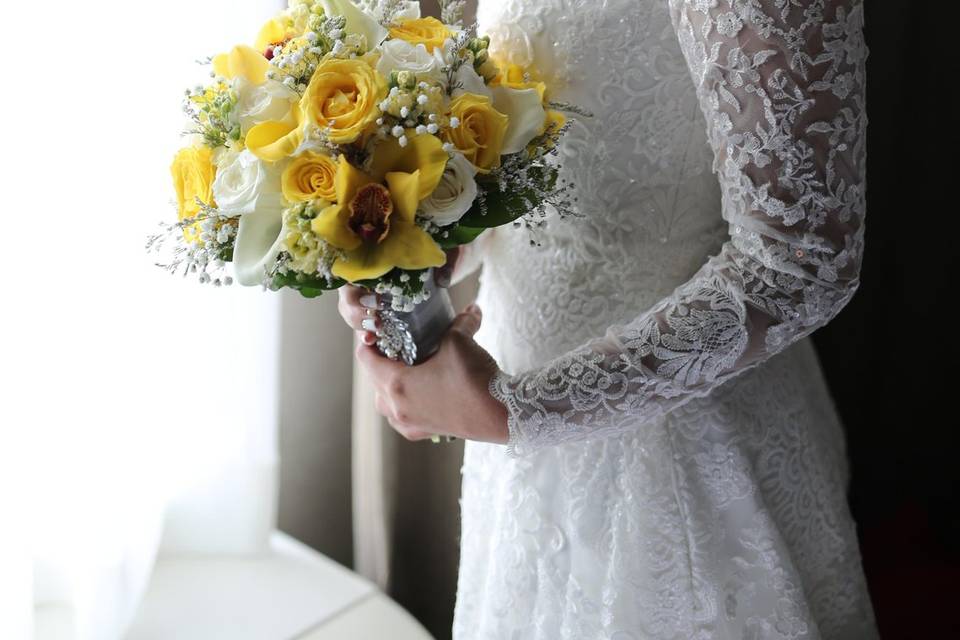 Bride Yellow Bouquet