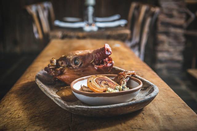 Whole Suckling Pig Dinner