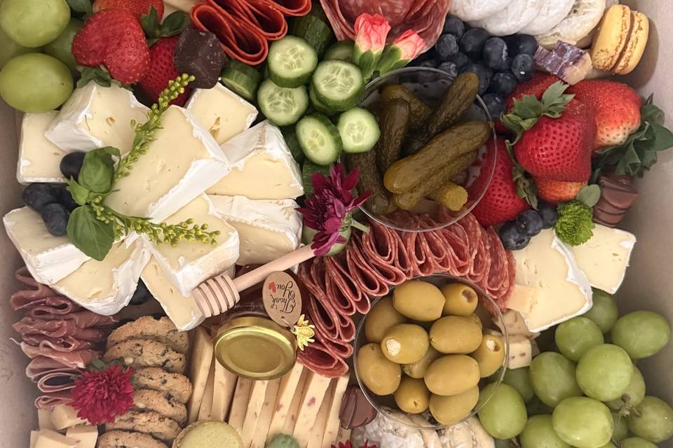 Sylvia's Mobile Bar & Catering LLC