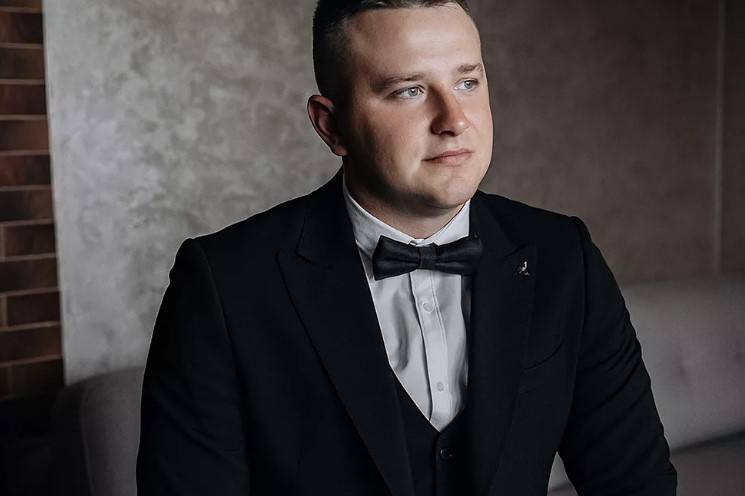 Groom