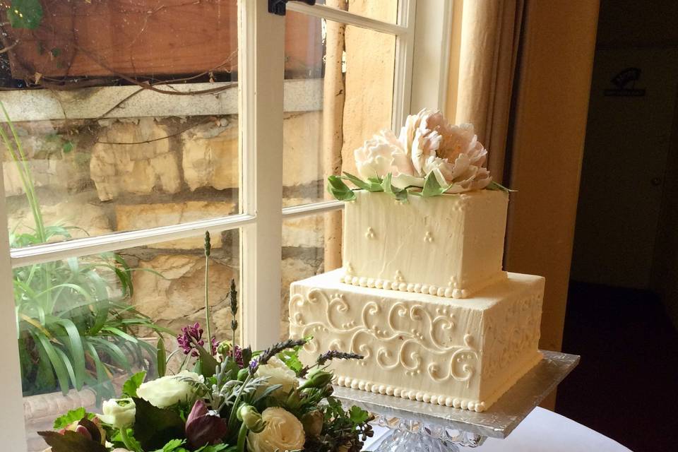 Square Wedding cake with Peony 