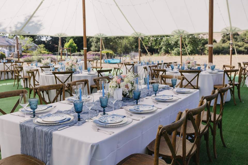 Summer Blue Tablescape