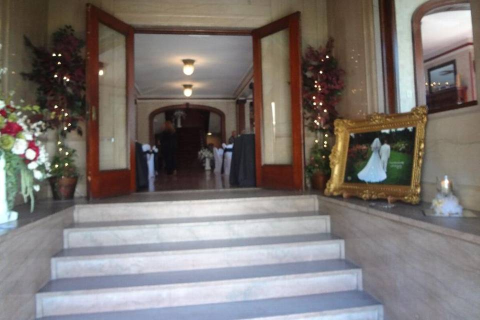 Entrance of Elks Chamberlin Room​