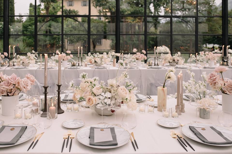 Apulian wedding tablescaoe