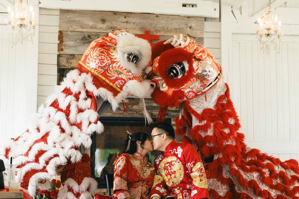 Ara Bee Collective
