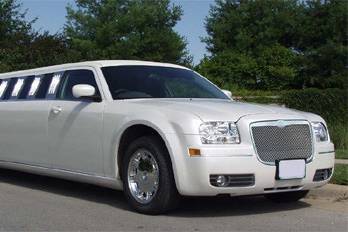 10 Passengers can ride very comfortably in this Chrysler 300 Stretched limo.  There's an explosion of light effects happening inside this late model limo that's waiting for you to experience!