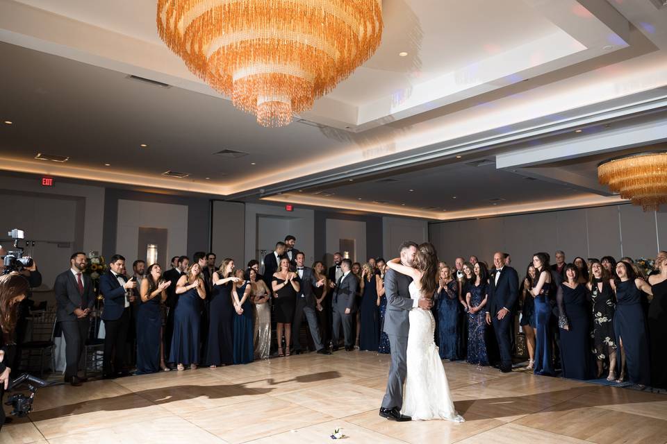 Unforgettable first dance