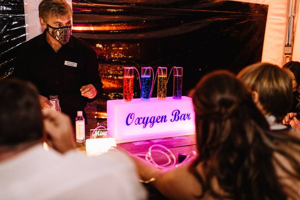 Oxygen bar at wedding