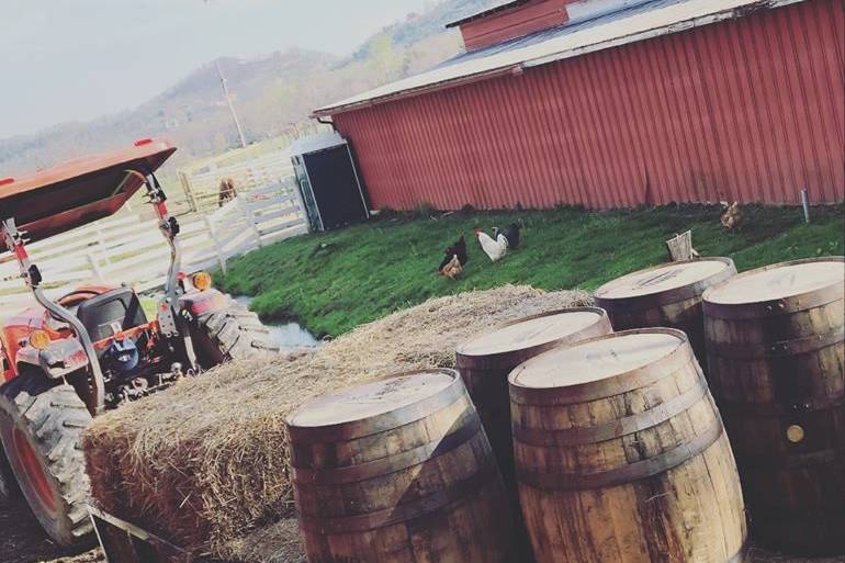 Barrels and haystacks