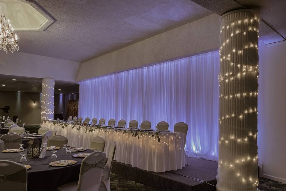 Head table