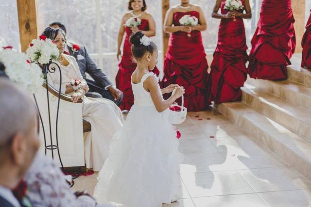 Beautiful goddaughter of the Bride