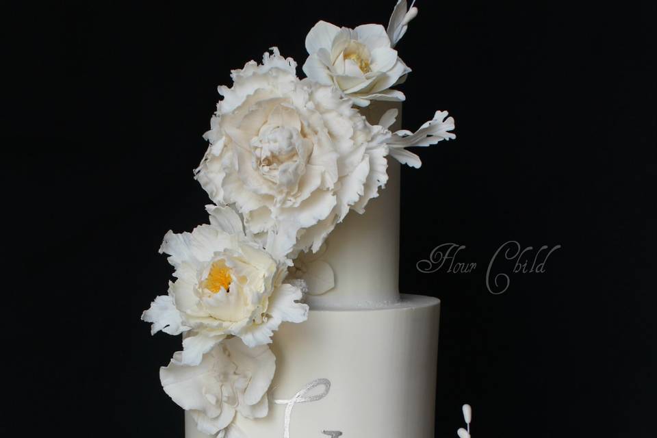 Smooth bc, sugar floral cake