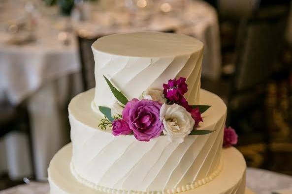 4-tier wedding cake