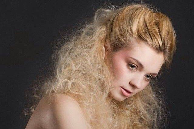 Nicole Barry - Makeup Artist