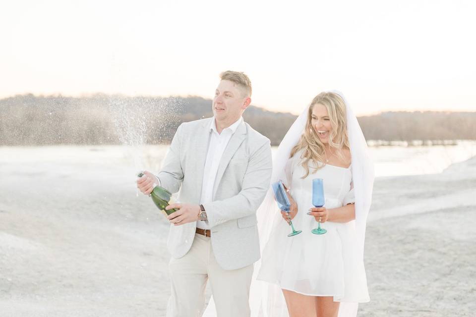 Champagne & engagement shoot