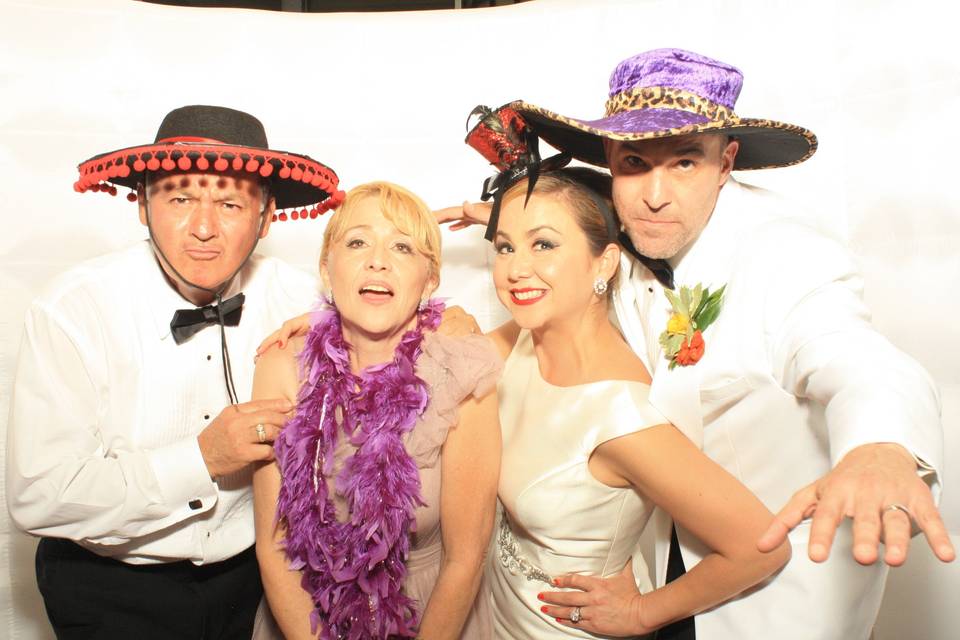 Pucker Up! Party Photo Booths