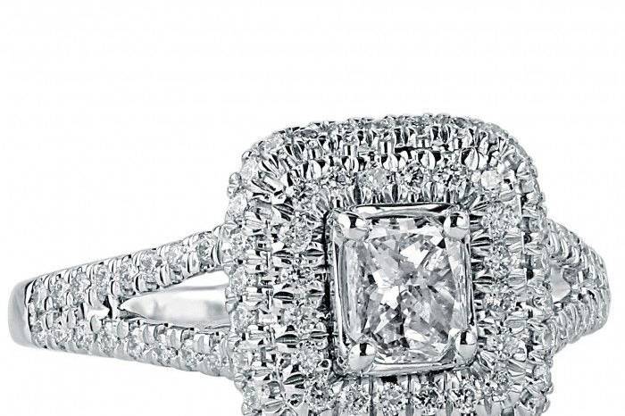 1.30 TCW Radiant Cut Diamond Engagement Halo Ring 18k White GoldSku #:ER 547-497-0.67