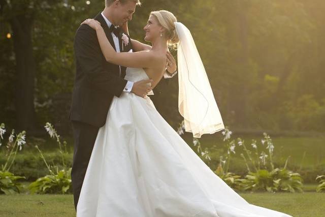 Steven Birnbaum Bridal