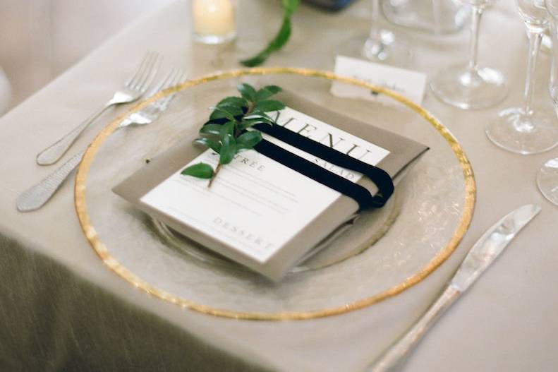 Table setting and menu card