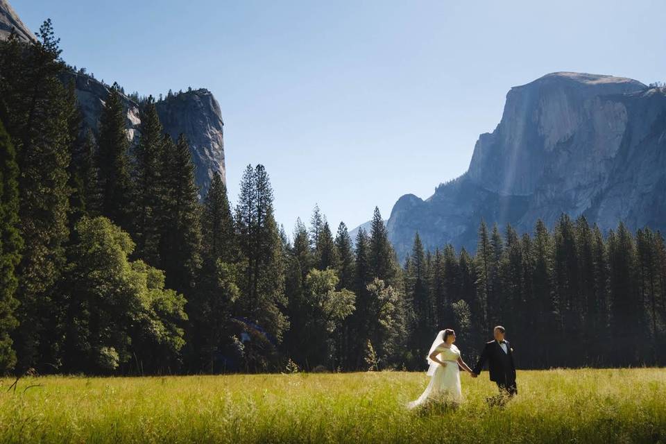 #mbymickie #Yosemiteweddings #destinationweddings #makeupandhair #beautyservices #mickiehanson #makeupartist #hairstylist #onlocation #Yosemitenationalpark #professionalbeautyservices