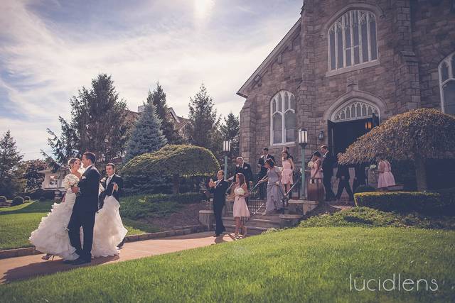Lucid Lens Cinematography