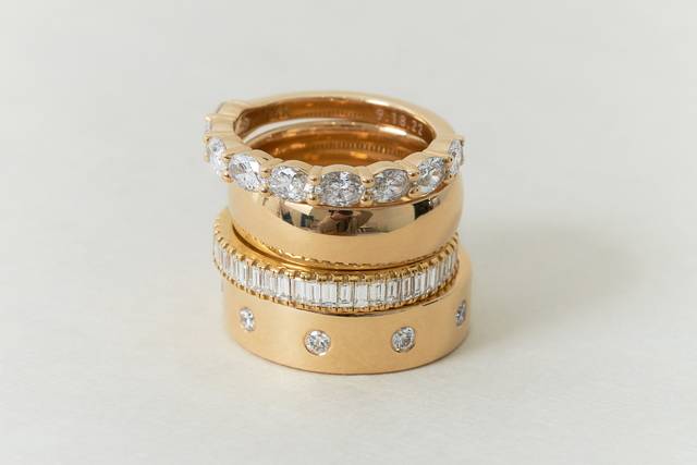 Yellow Gold Wedding Bands
