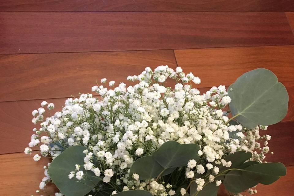 White bouquet