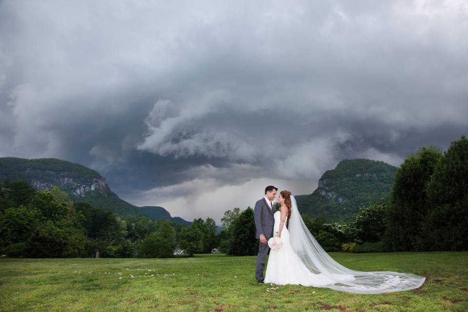 Stormy wedding