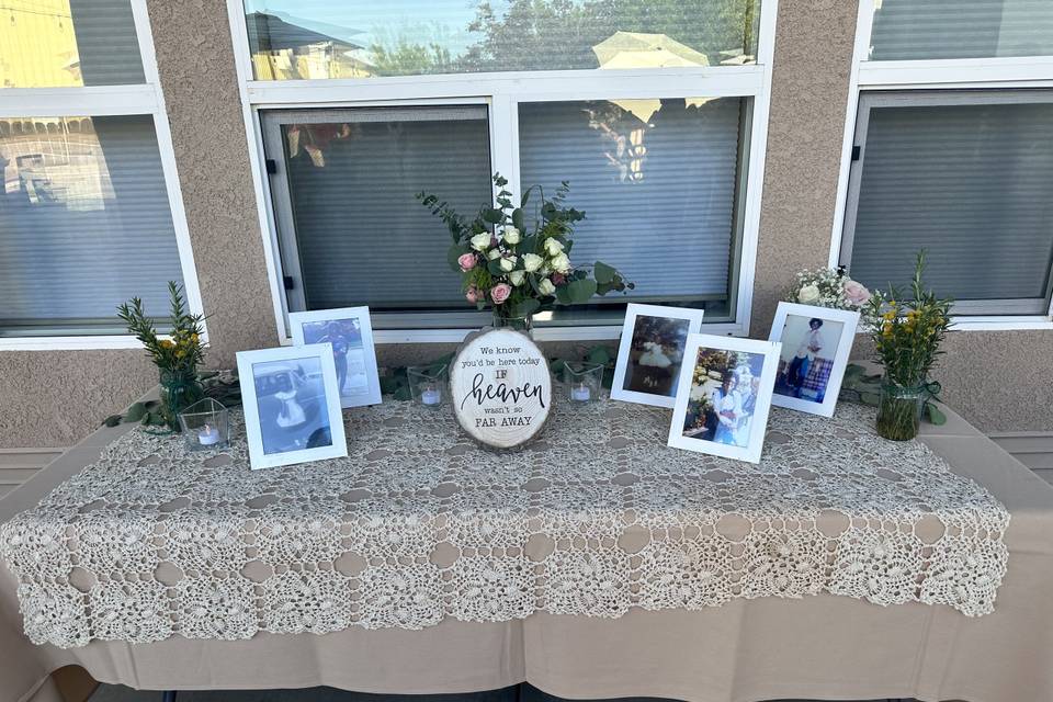 Memorial table