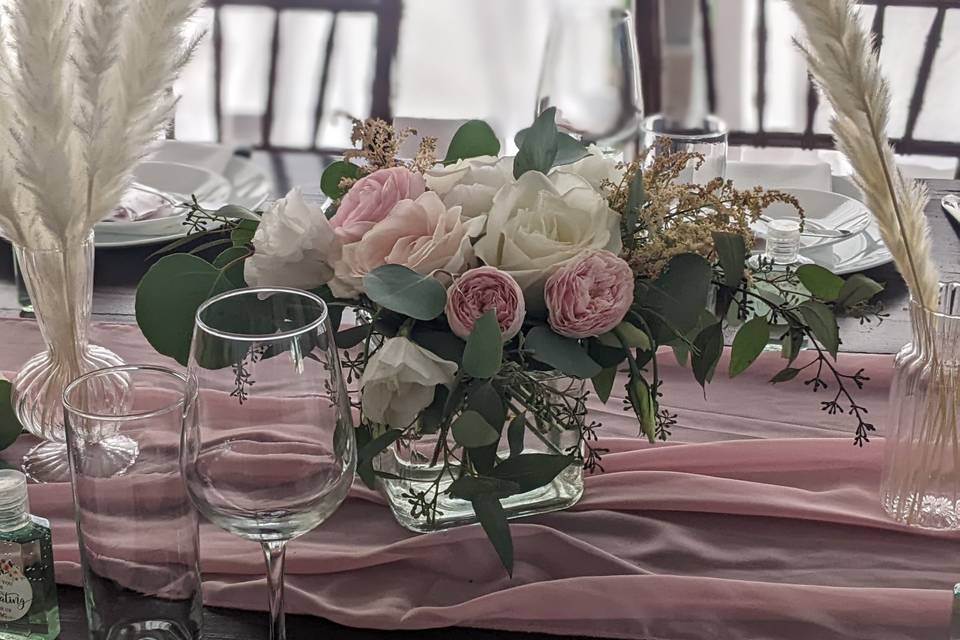 Table Arrangement