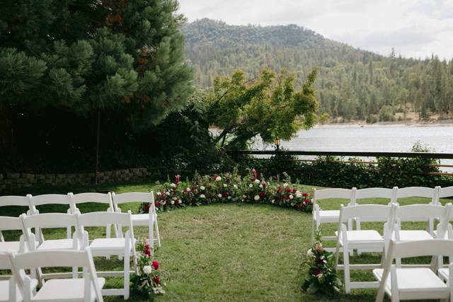 The Pines Resort