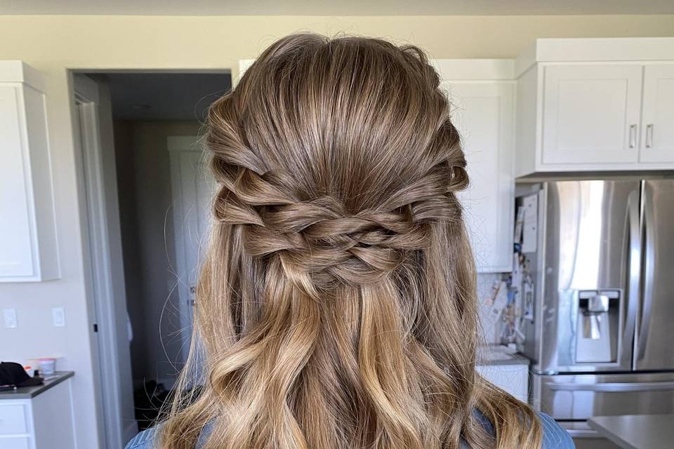 Half updo