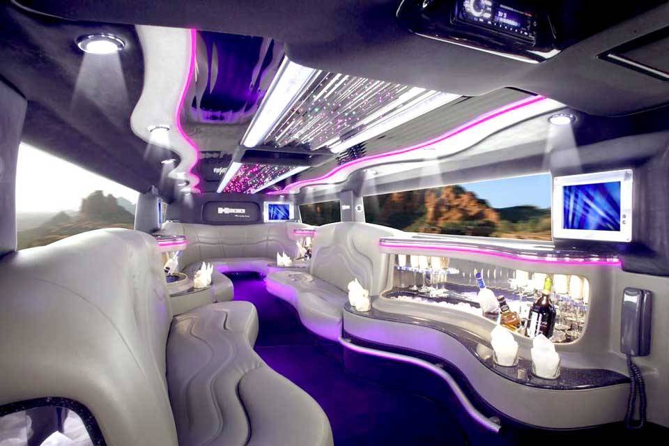 10 Passenger Stretch Limo