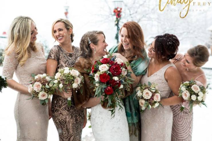 Bombshell Brides Bridal party