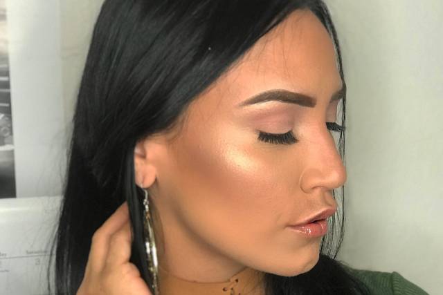 Chic Beauty Artistry