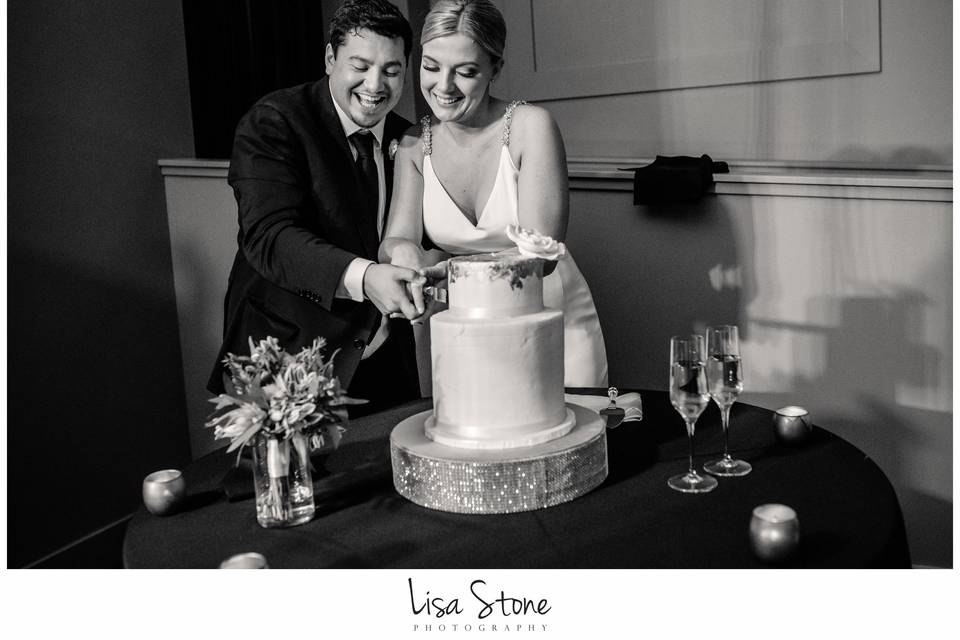 Cake cutting