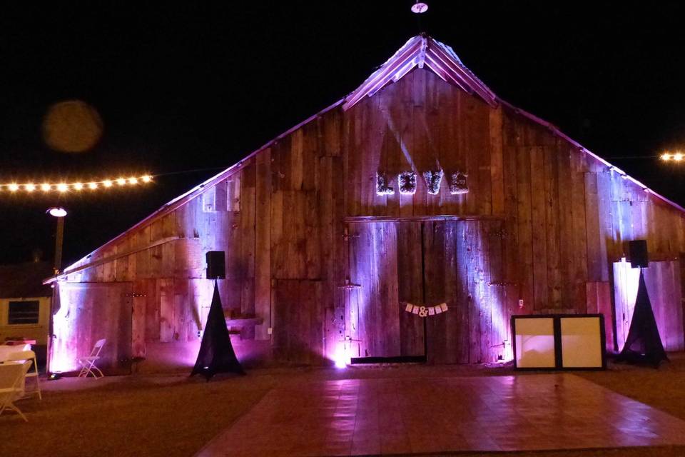 Exterior lighting and booth setup