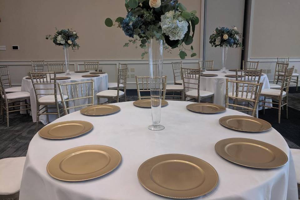 Dynamic Blue Centerpieces