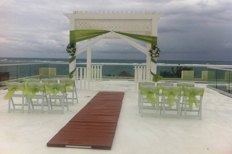 Even on a cloudy day the Sky Terrace was breathtaking at Azul Beach Resort