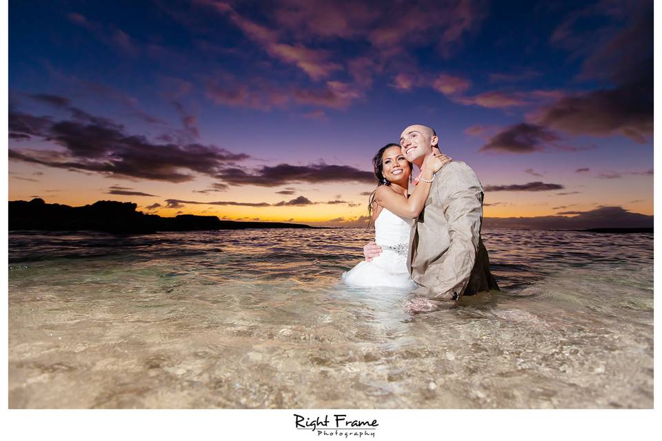 Right Frame Photography - Honolulu Wedding Photography