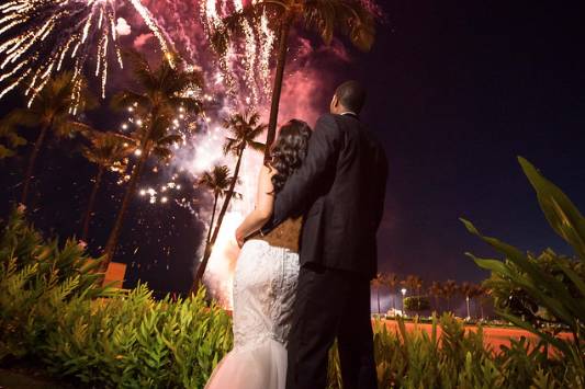 Wedding Fireworks - Waikiki Be