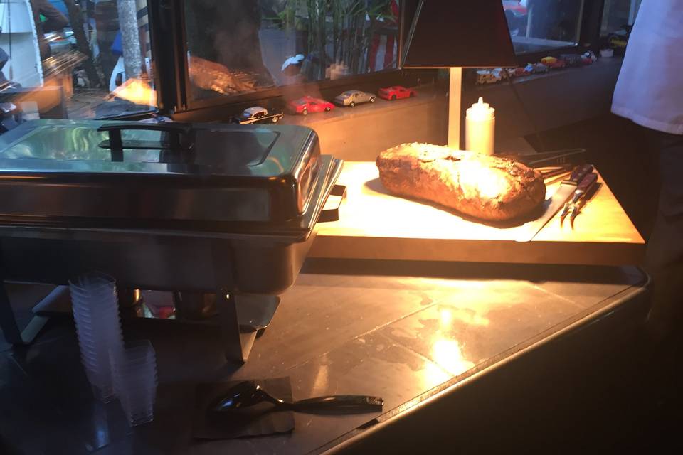 Prime rib & carving station