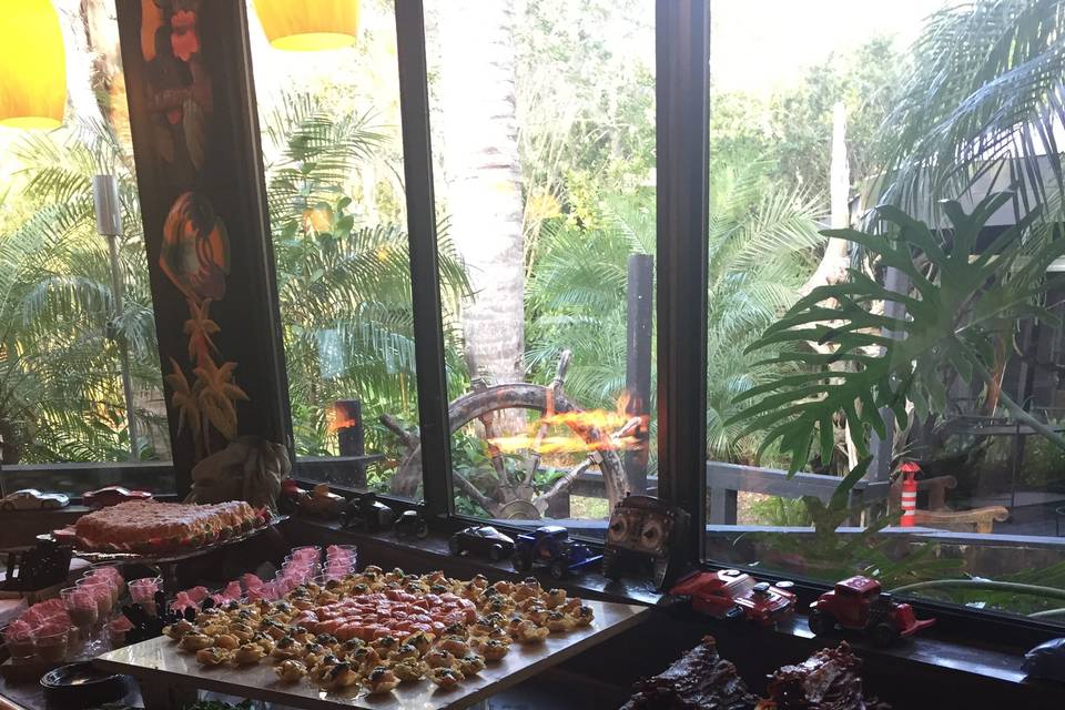 Buffet spread