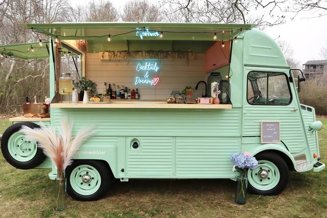 Vintage Mobile Bar