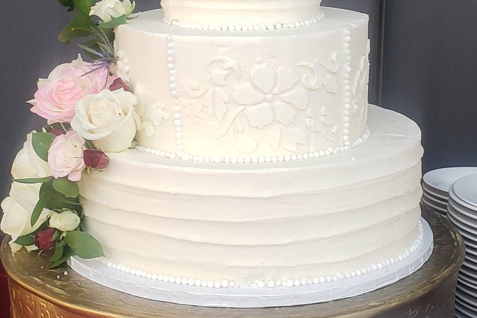 Elegant cake