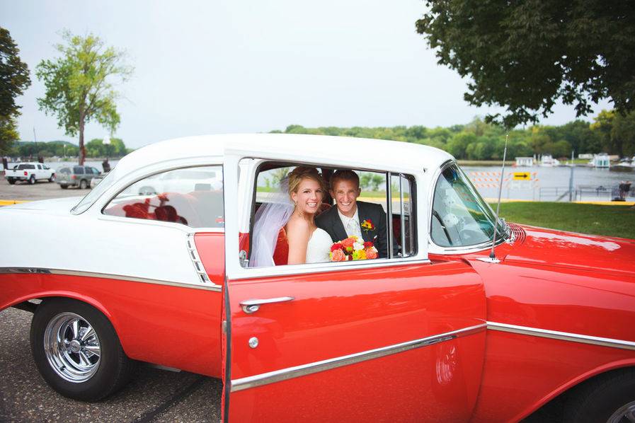 Newlyweds in the car