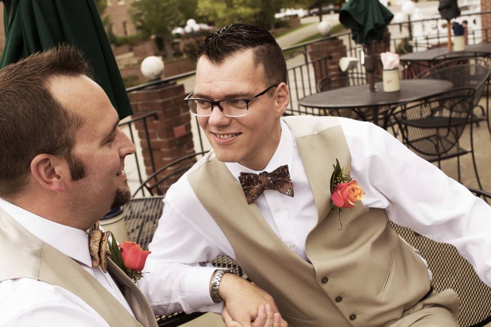 Newlyweds in the car