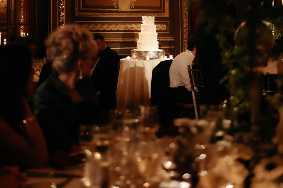 Metropolitan Club NYC Cake