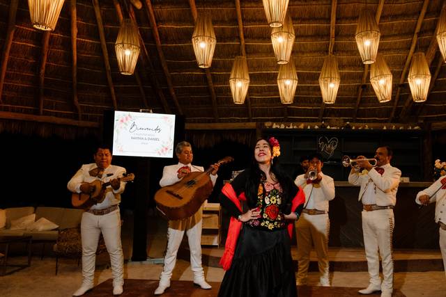 MARIACHI